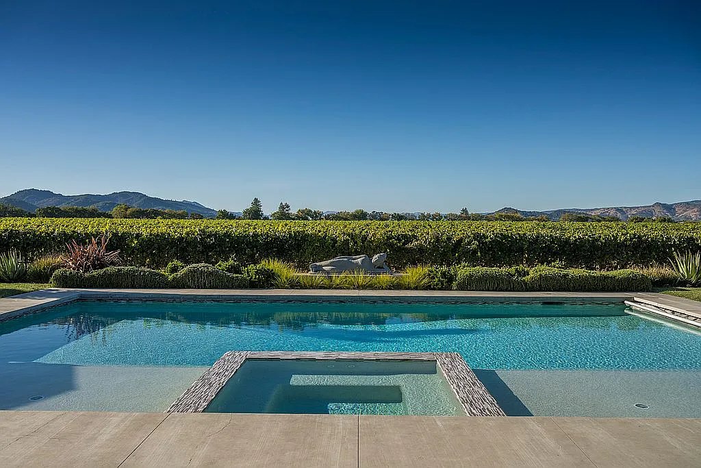 Om Estate — owner-supplied property photograph 3