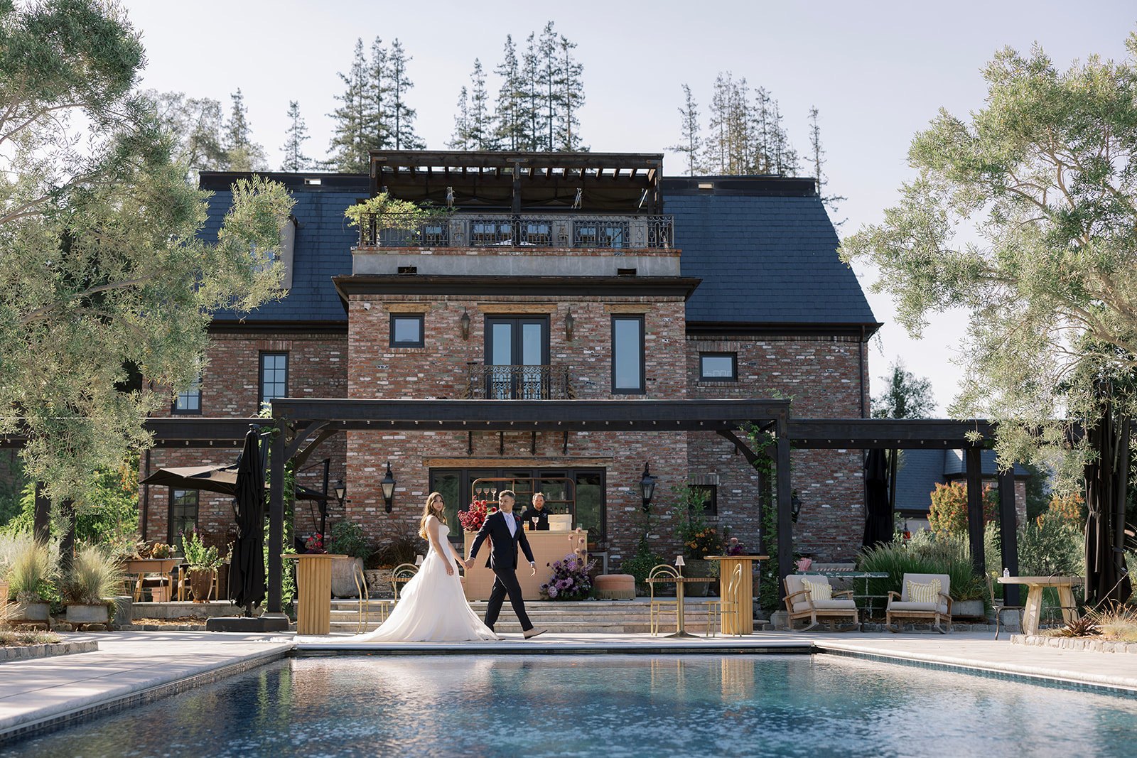 Vineyard drive at Lexington Hills Estate & Winery